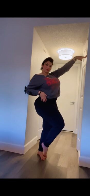 Full leaked Desi asszilla private photo