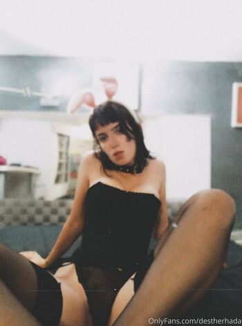 Full leaked Destherhada private photo