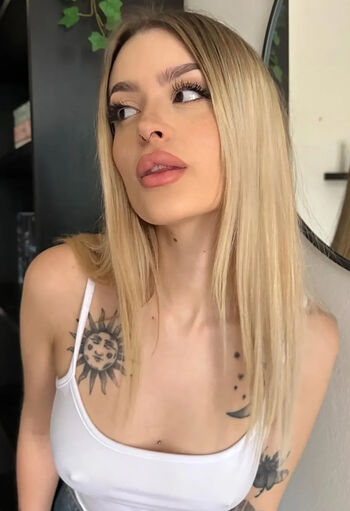 Full leaked Detremia private photo