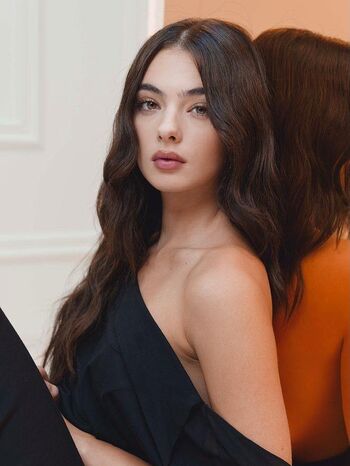 Full leaked Deva cassel private photo