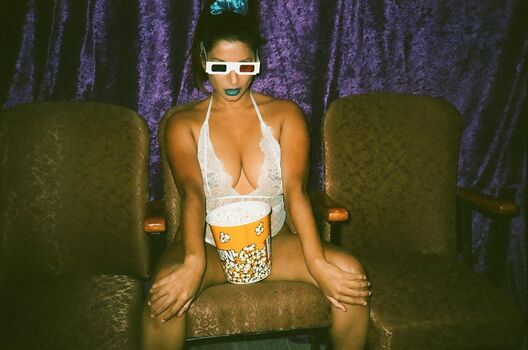Full leaked Devi the model private photo