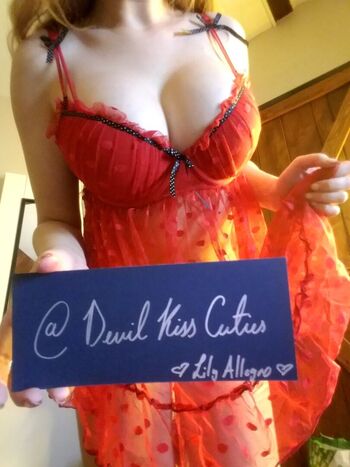 Full leaked Devilkiss private photo