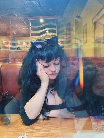 Full leaked Devilsgotadaughter private photo