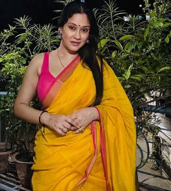 Full leaked Devina bose private photo