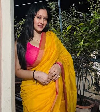 Full leaked Devina bose private photo