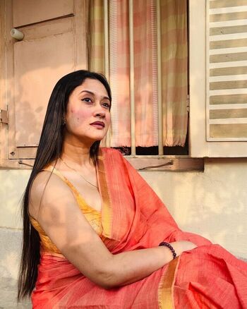 Full leaked Devina bose private photo