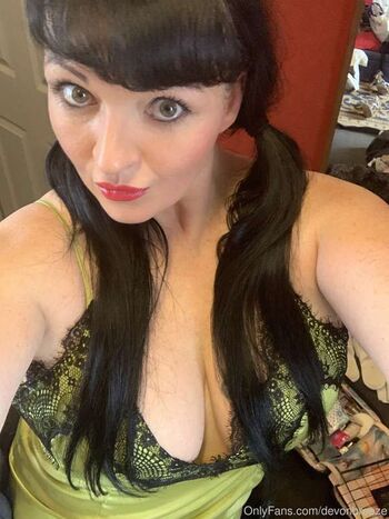 Full leaked Devon breeze private photo