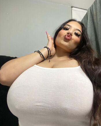 Full leaked Dezloaizaaa private photo