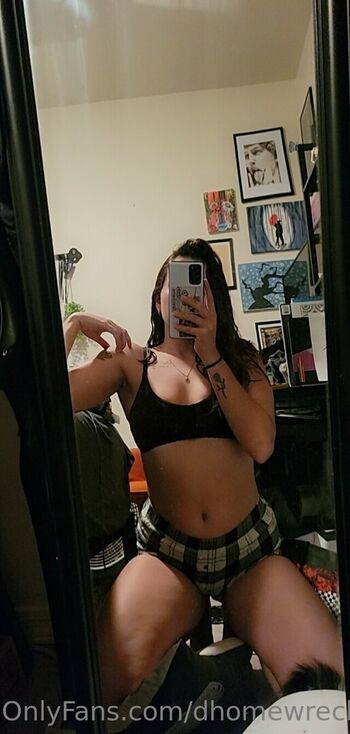 Full leaked Dhomewrecker private photo