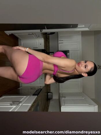 Full leaked Diamondreyes private photo
