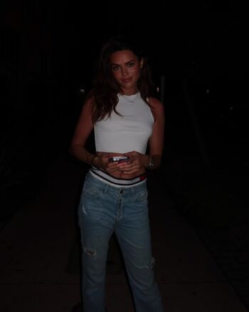 Full leaked Diane leyre private photo