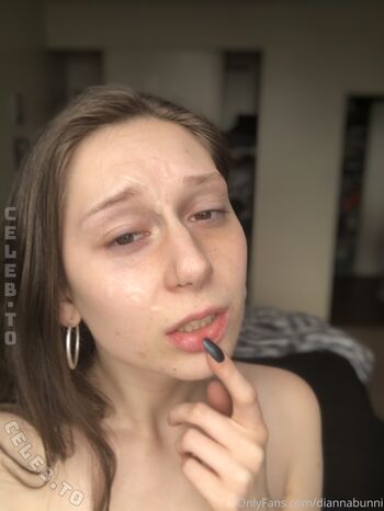 Full leaked Diannabunni private photo