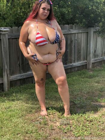 Full leaked Dick gobbler tabby private photo