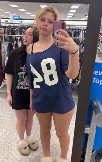 Full leaked Dinmammis private photo