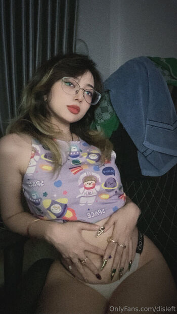Full leaked Disleft private photo