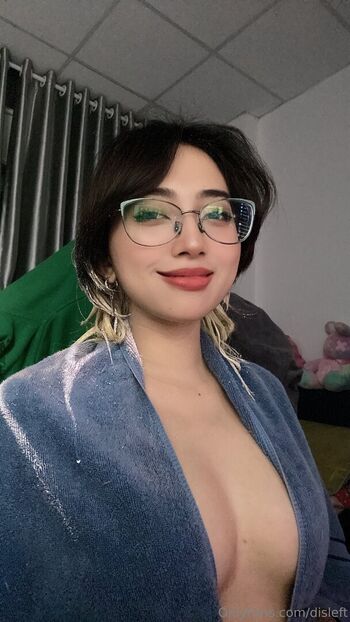 Full leaked Disleft private photo