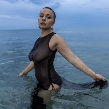Full leaked Divinenataliewhite private photo