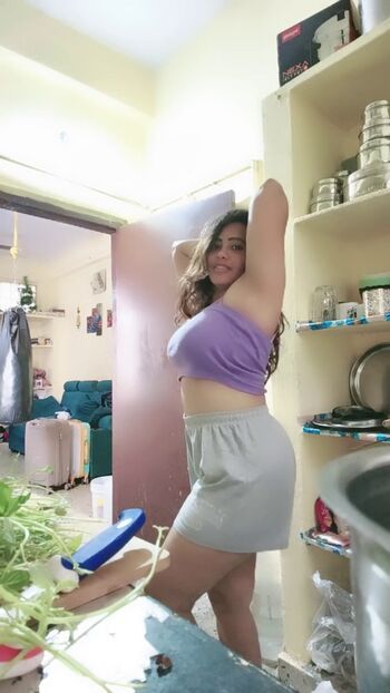Full leaked Divya sri private photo