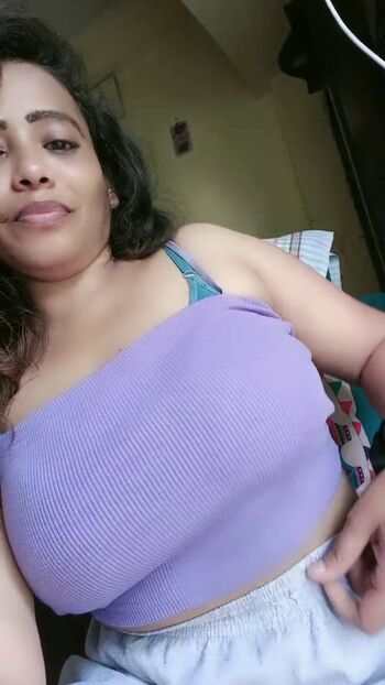 Full leaked Divya sri private photo