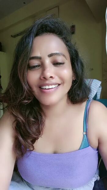 Full leaked Divya sri private photo