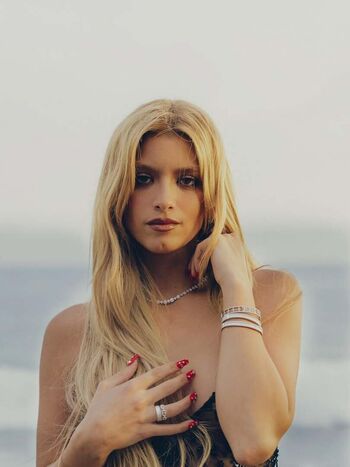 Full leaked Dixie d amelio private photo