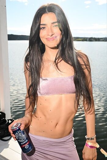 Full leaked Dixie d amelio private photo