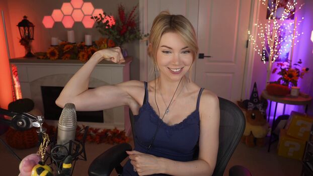 Full leaked Dizzykitten page private photo