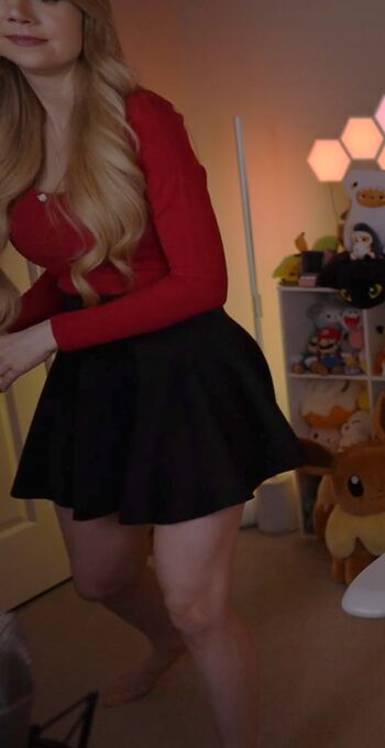 Full leaked Dizzykitten page private photo