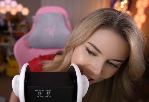 Full leaked Dizzykitten page private photo