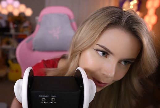 Full leaked Dizzykitten page private photo