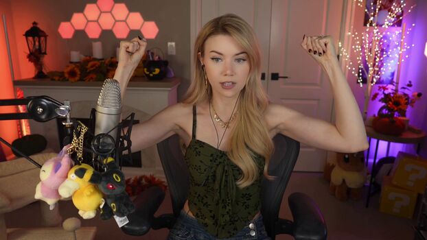 Full leaked Dizzykitten private photo