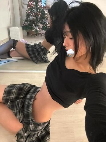 Full leaked Dlwlgpp private photo