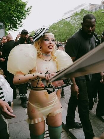 Full leaked Doja cat private photo
