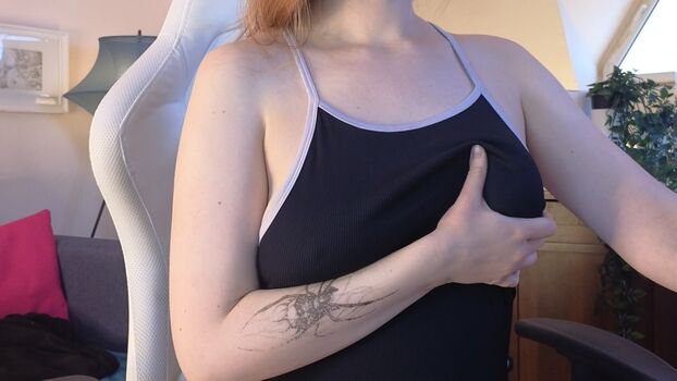 Full leaked Doll lesli page private photo