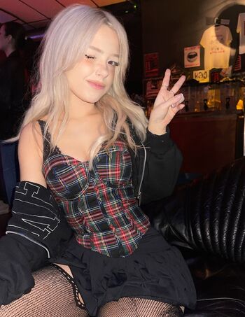 Full leaked Dollblush private photo
