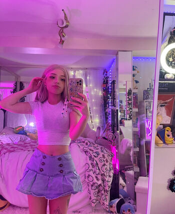 Full leaked Dollblush private photo