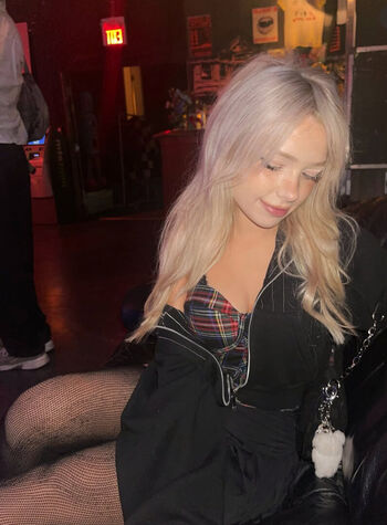 Full leaked Dollblush private photo