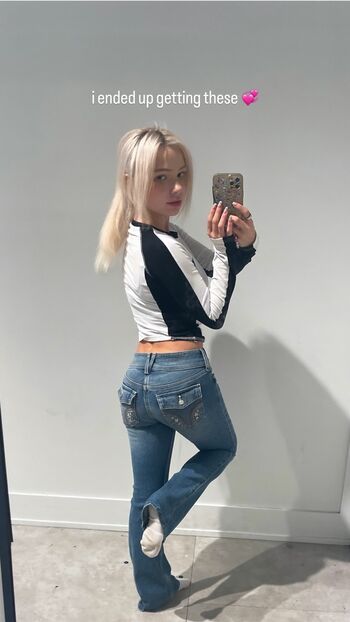 Full leaked Dollblush page private photo