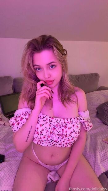 Full leaked Dolldaisy page private photo