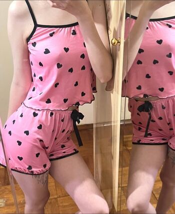 Full leaked Dolledream private photo