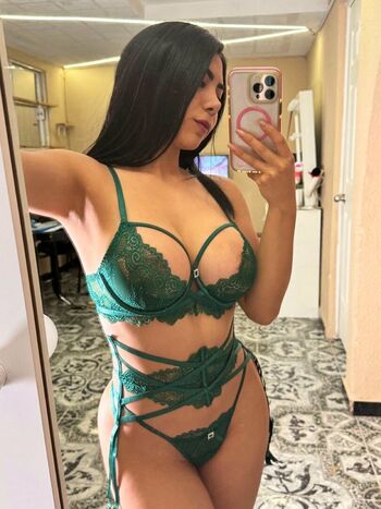 Full leaked Dolly kelly private photo