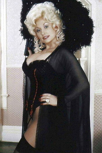 Full leaked Dolly parton private photo