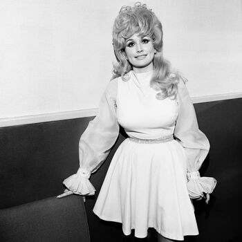 Full leaked Dollyparton private photo