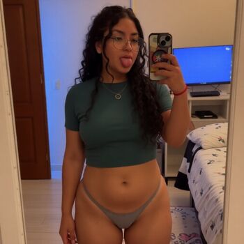 Full leaked Domlinna private photo