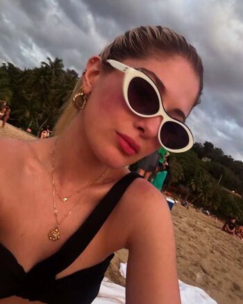 Full leaked Donya dadrasan private photo