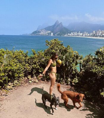 Full leaked Dora varella private photo
