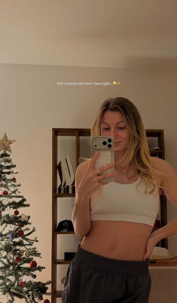 Full leaked Doriane pin private photo