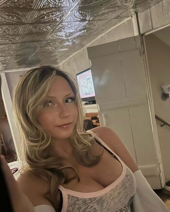 Full leaked Dorixoxo private photo