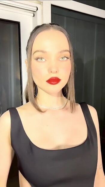 Dove Cameron