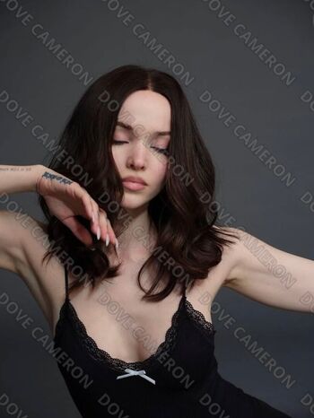 Full leaked Dove cameron page private photo